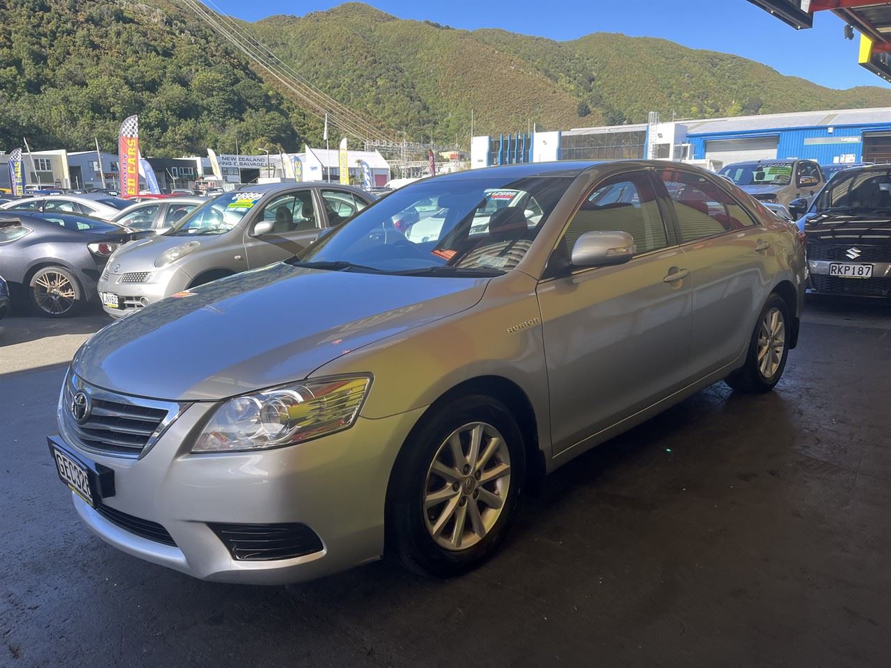 Vehicle image 3