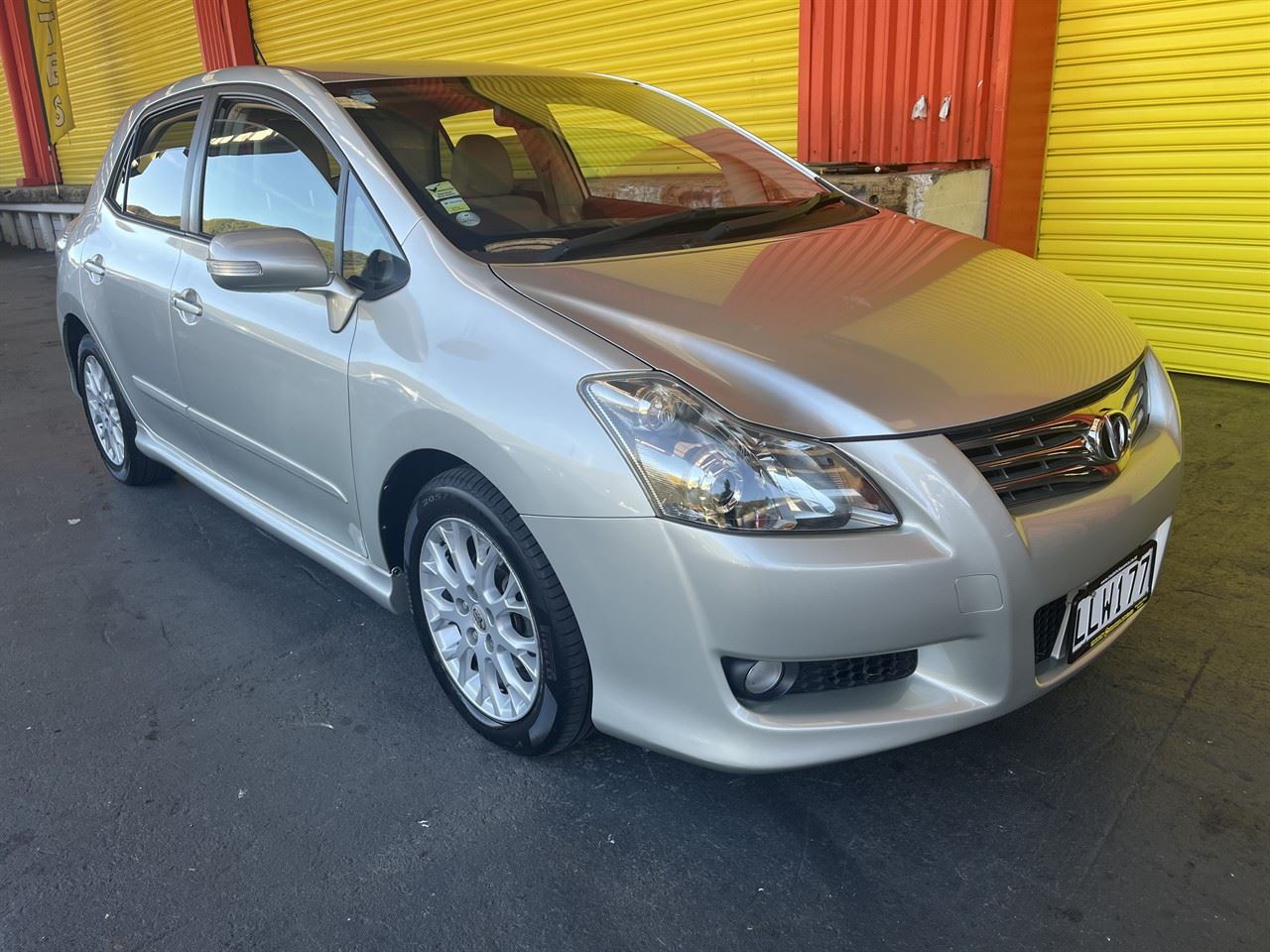 Vehicle image 1