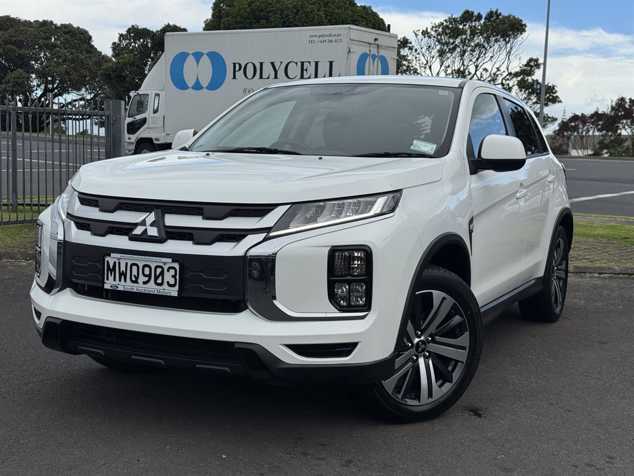 Vehicle image 1