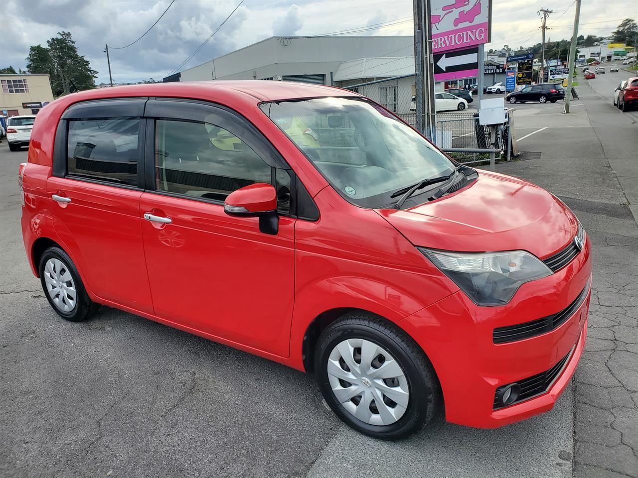Vehicle image 1
