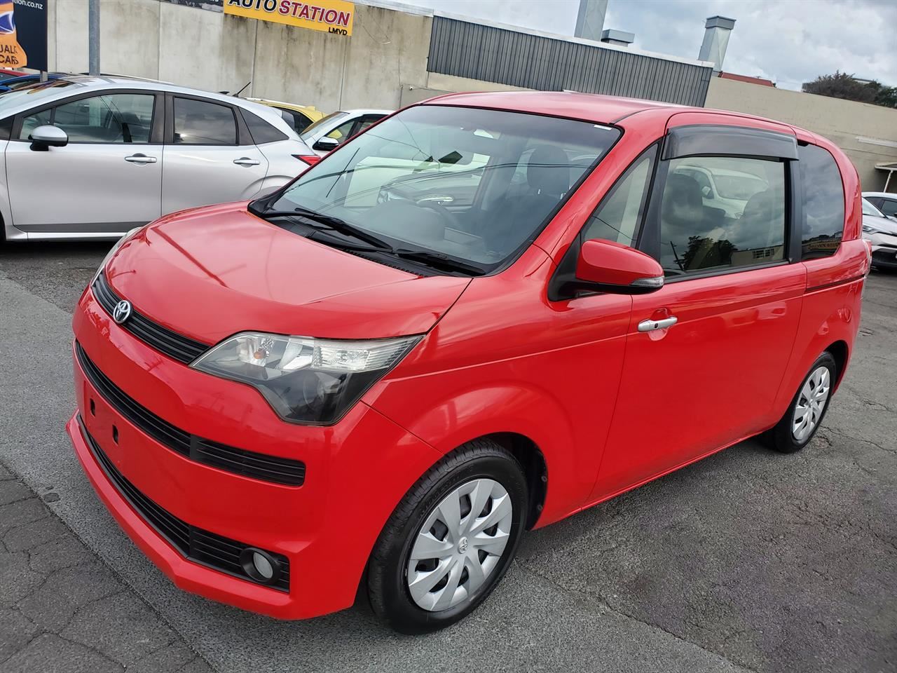 Vehicle image 3
