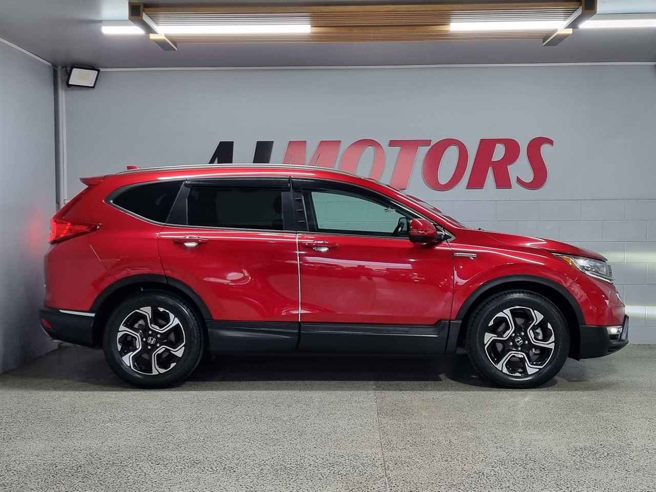 Vehicle image 5