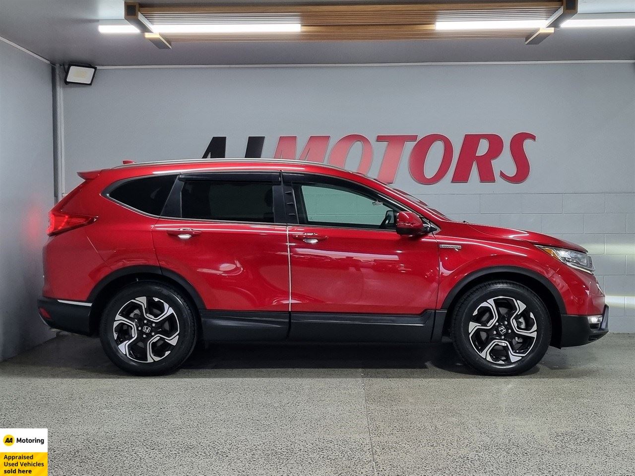Vehicle image 5