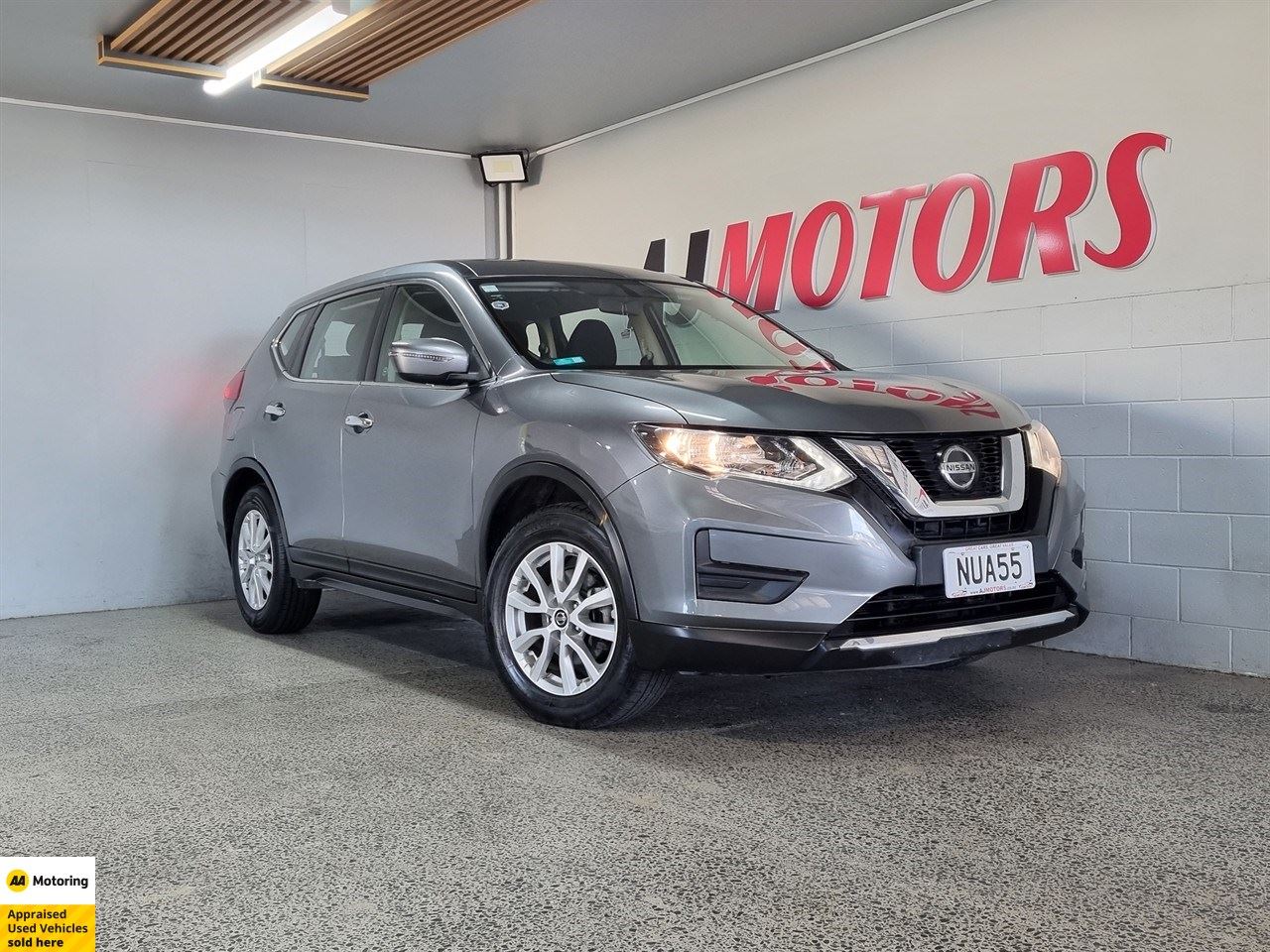 Vehicle image 1