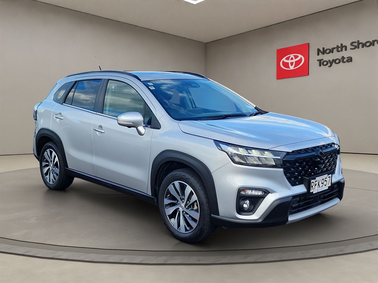 Vehicle image 1