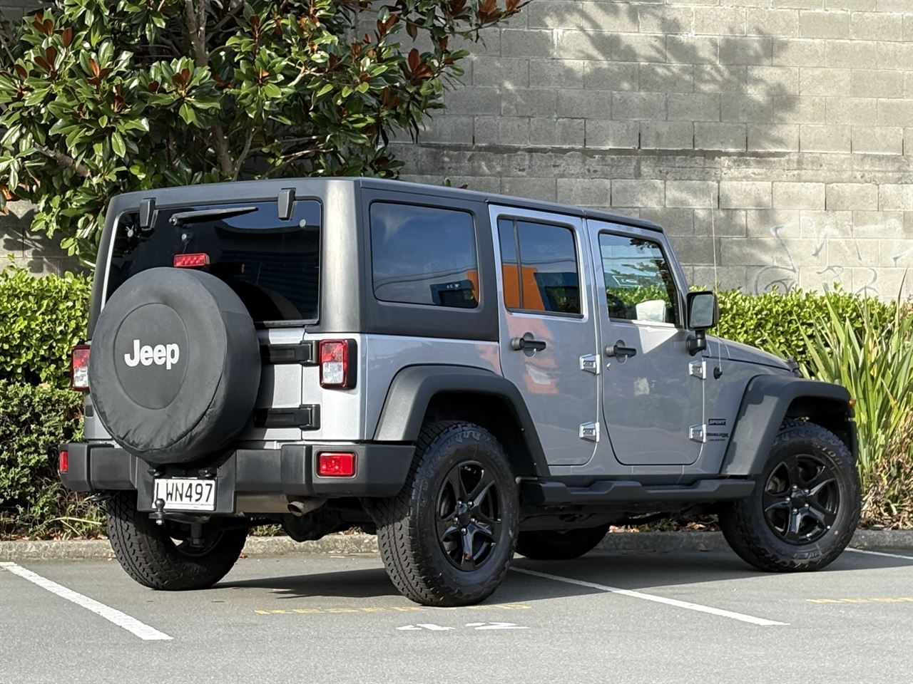 Vehicle image 3