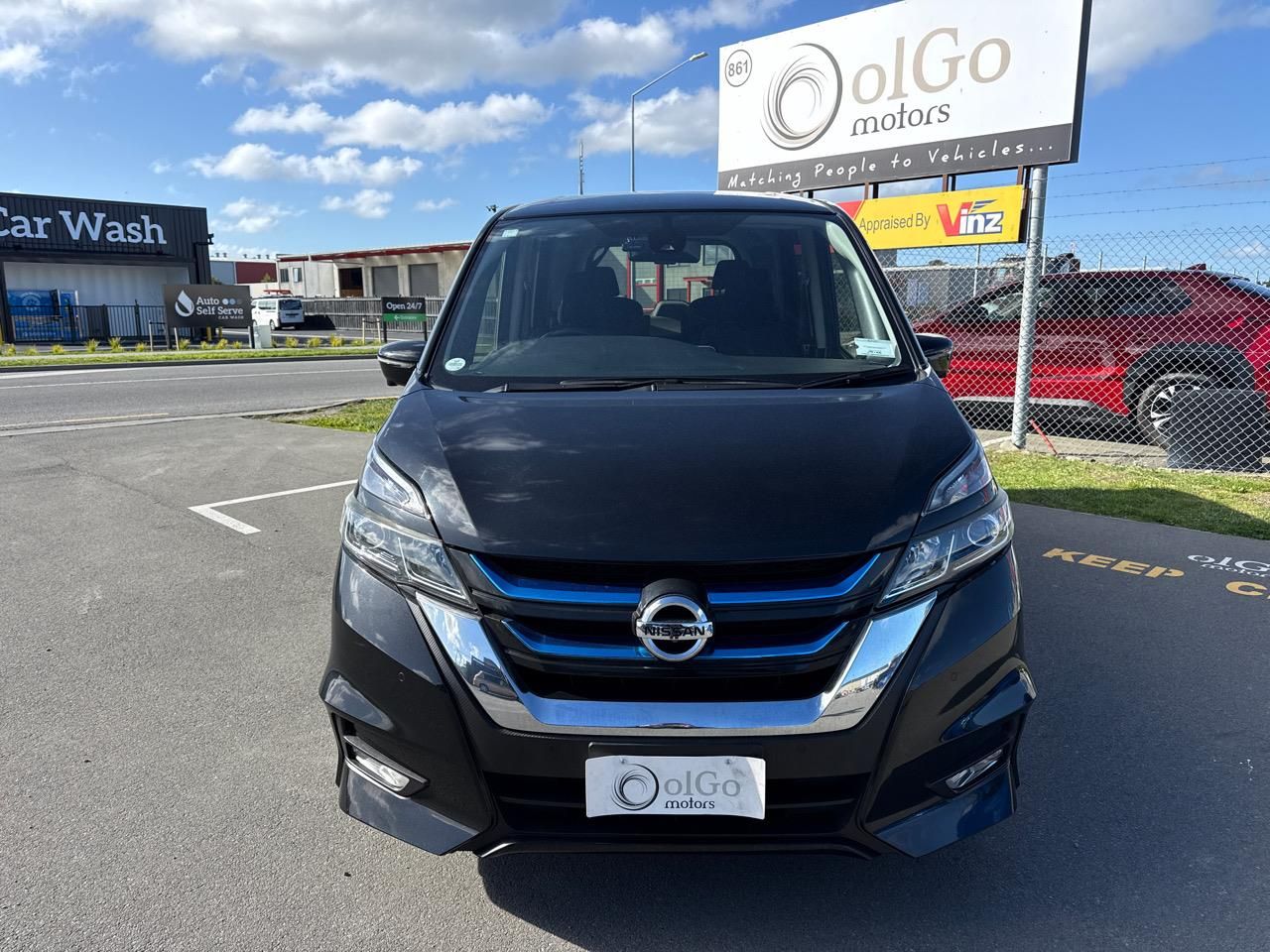 Vehicle image 3