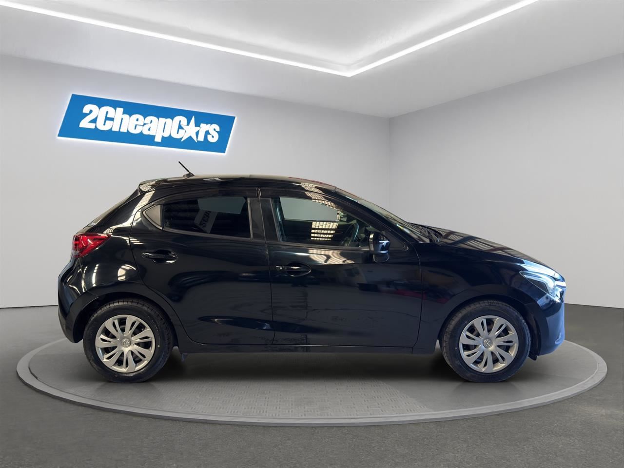 Vehicle image 4