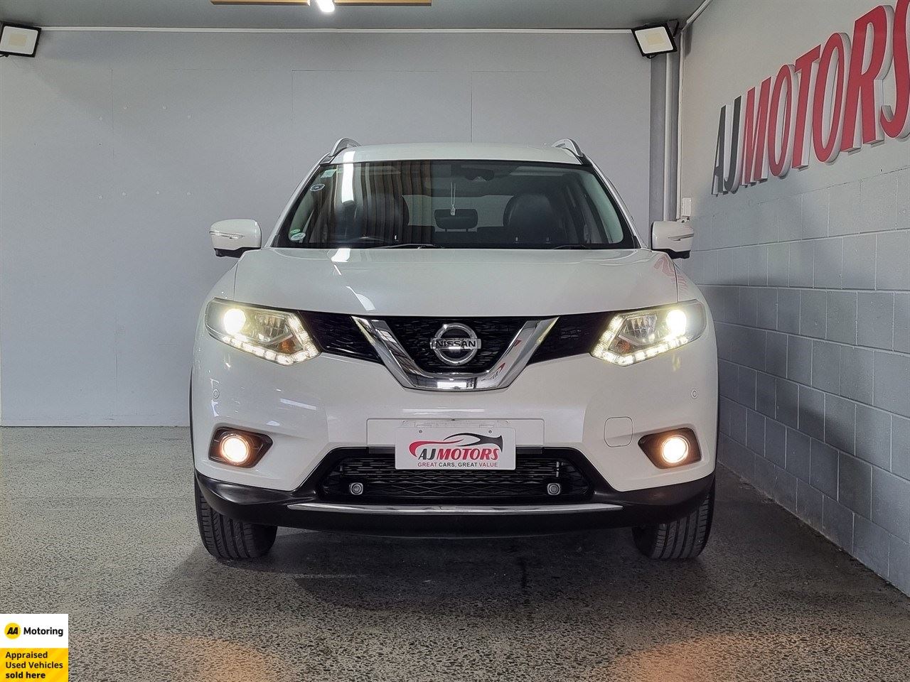 Vehicle image 2