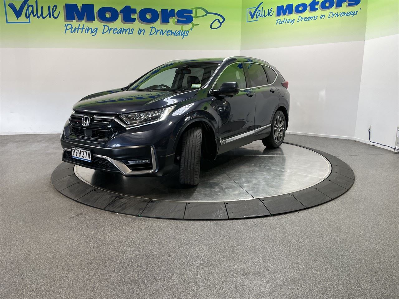 Vehicle image 3