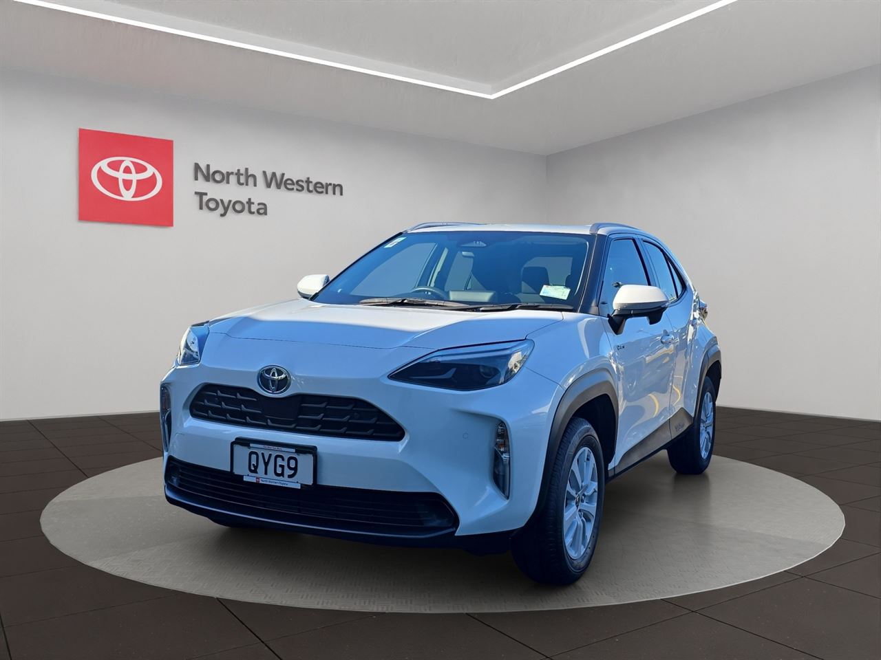 Vehicle image 3
