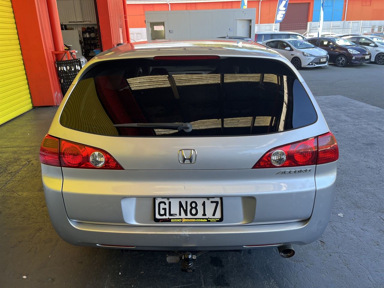 Vehicle image 5