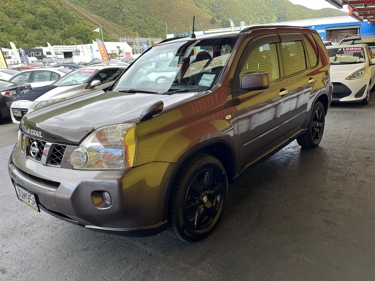 Vehicle image 3