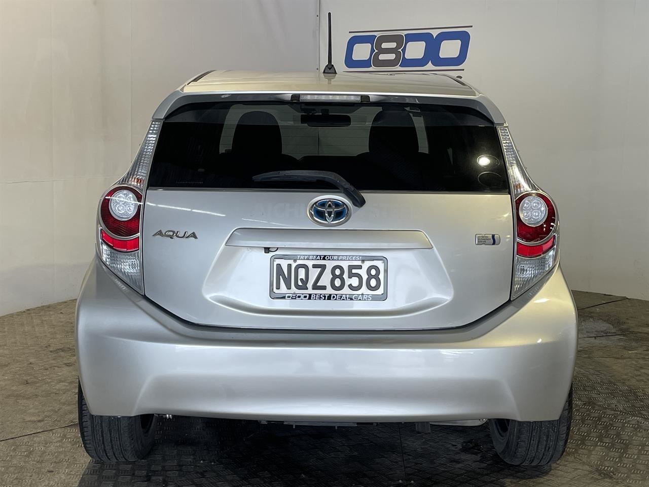 Vehicle image 5