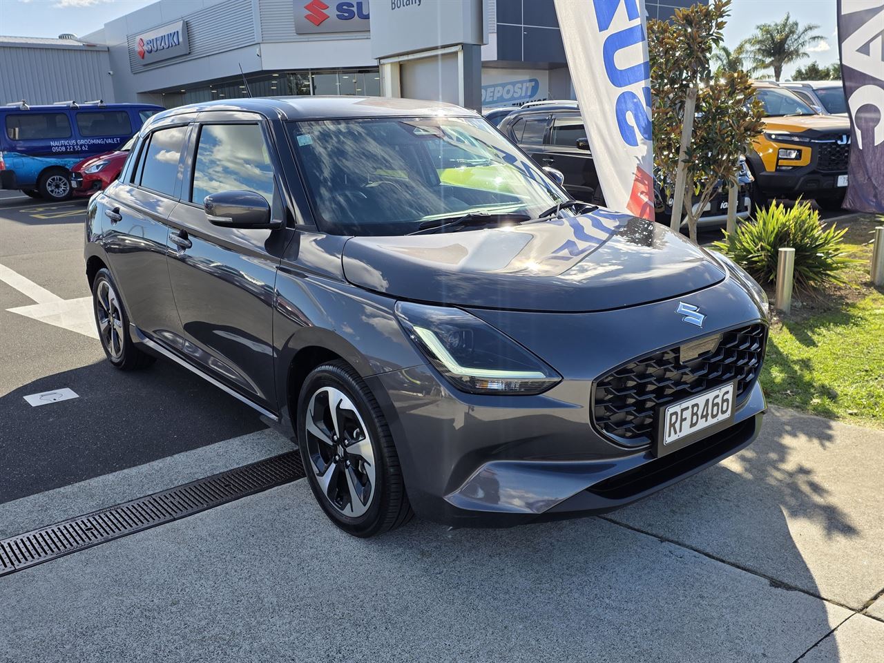 Vehicle image 1