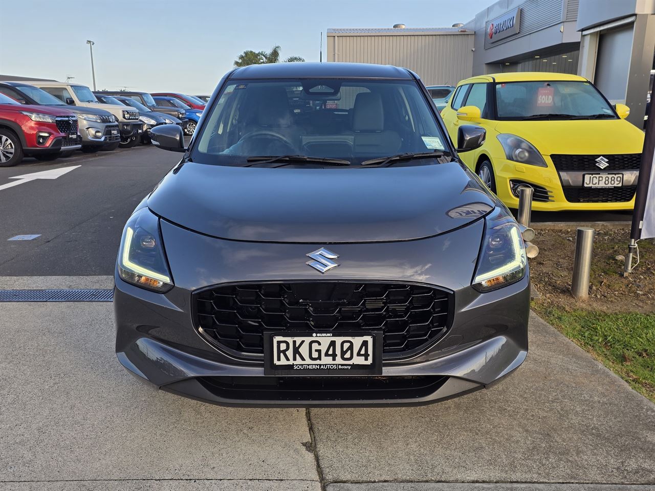 Vehicle image 3