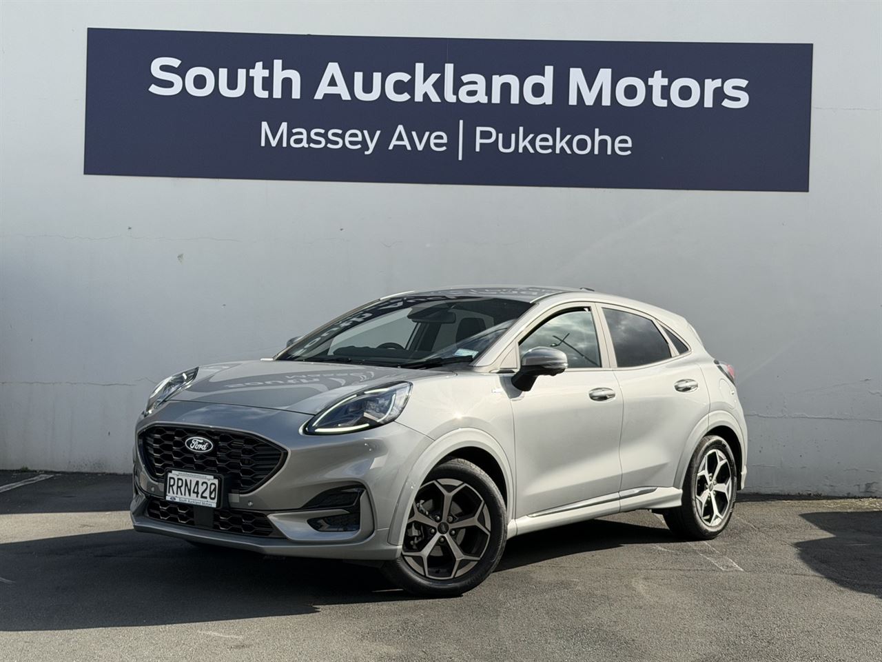 Vehicle image 1