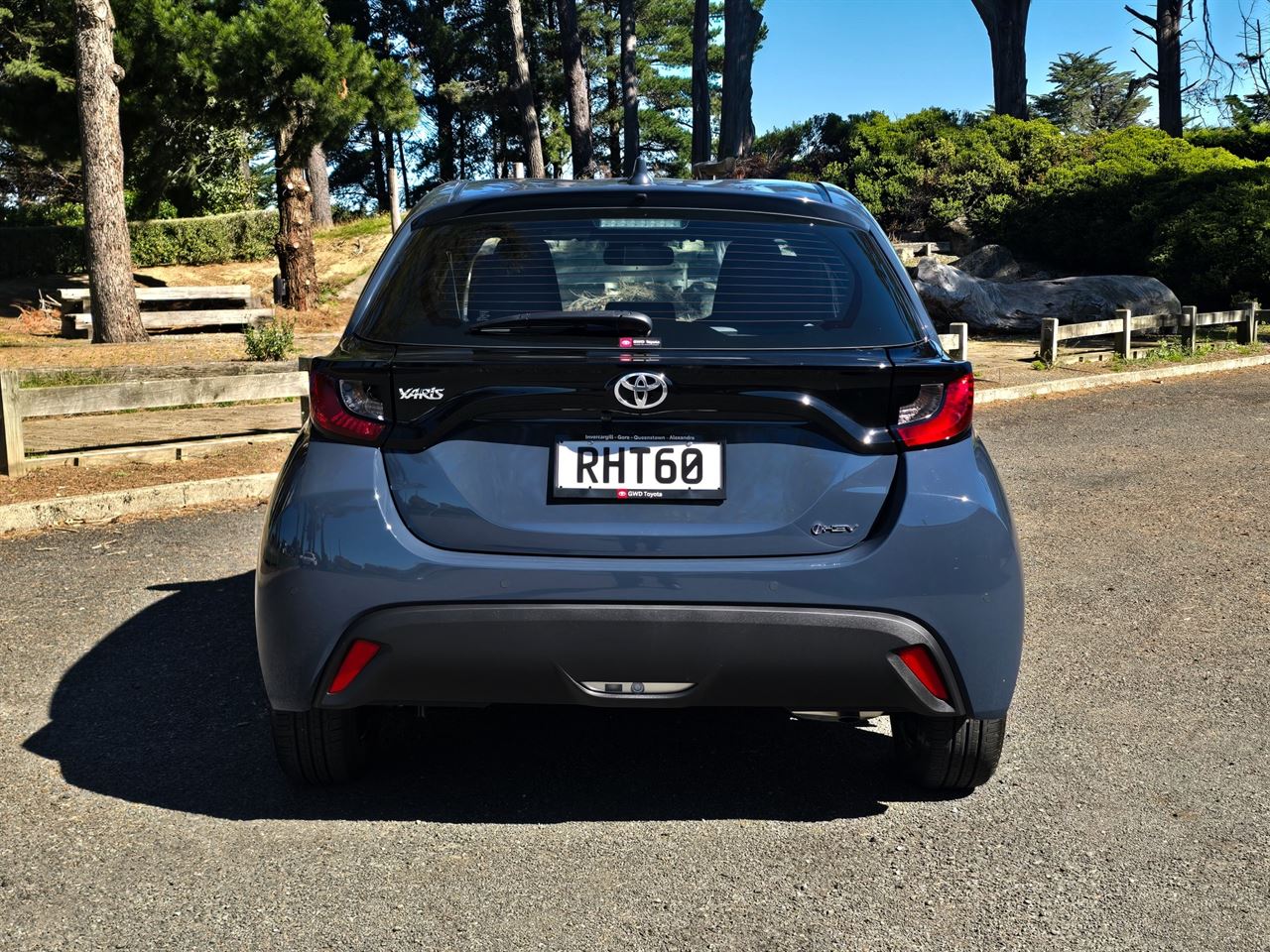 Vehicle image 4