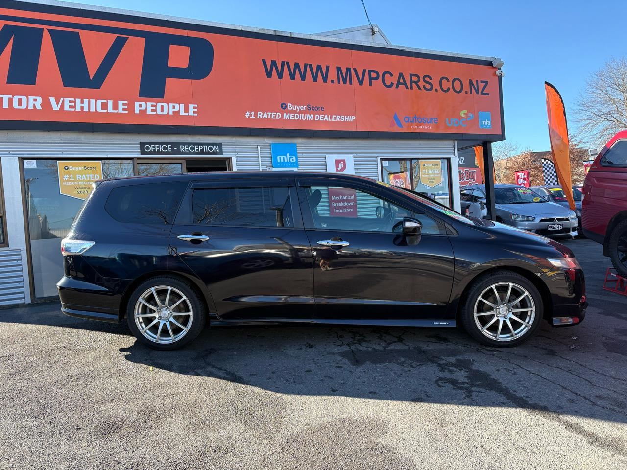 Vehicle image 3