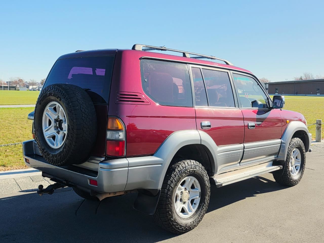 Vehicle image 3