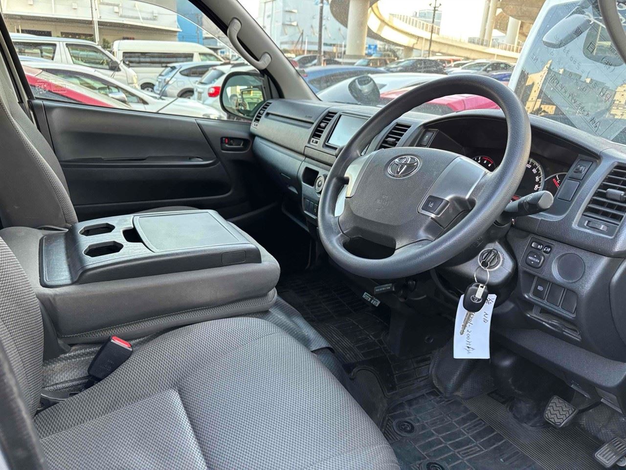 Vehicle image 3