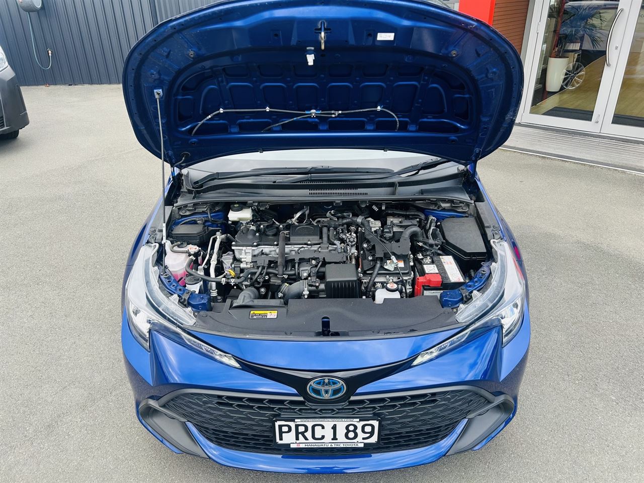 Vehicle image 3