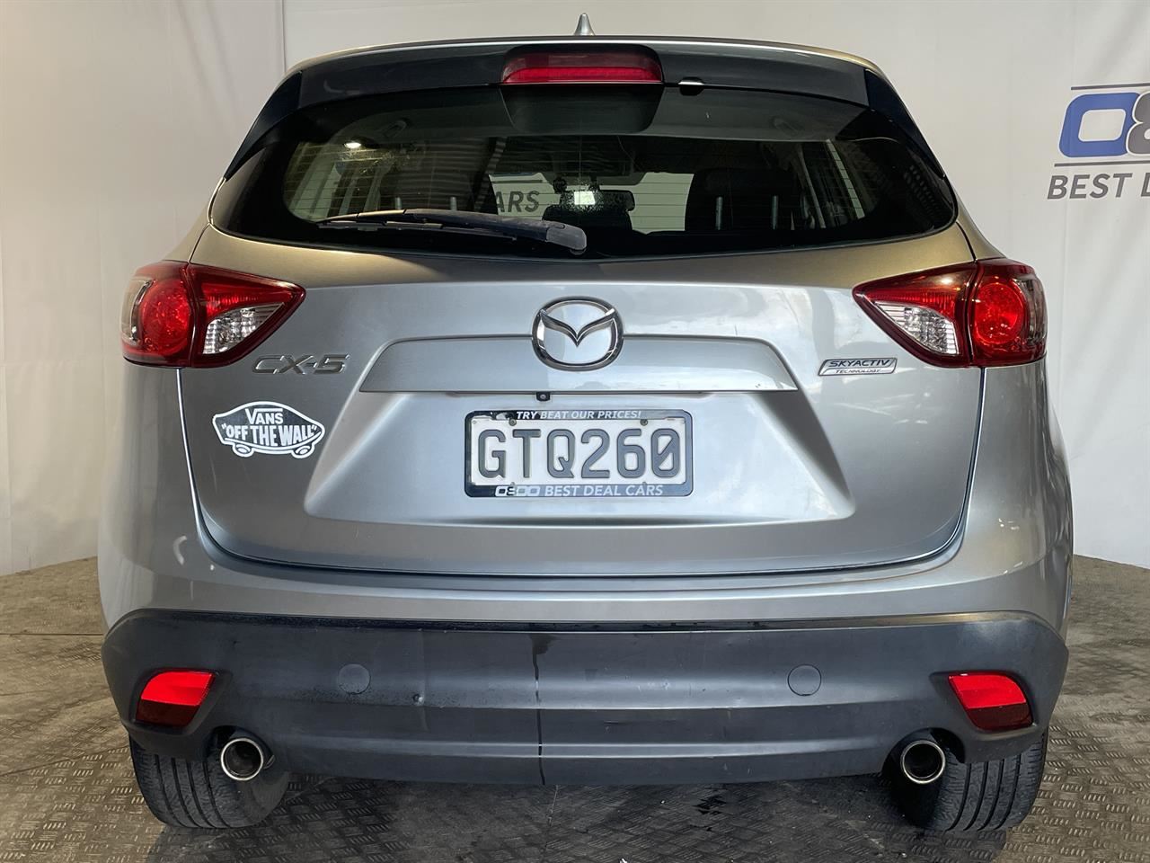Vehicle image 5