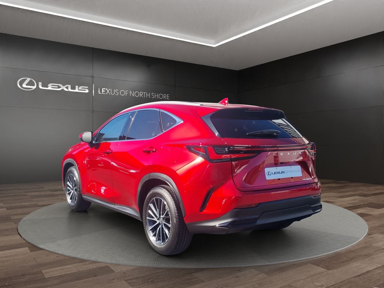 Vehicle image 5