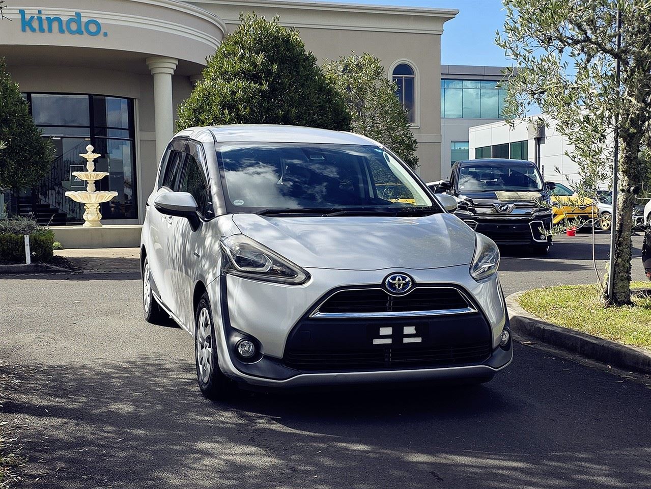 Vehicle image 1