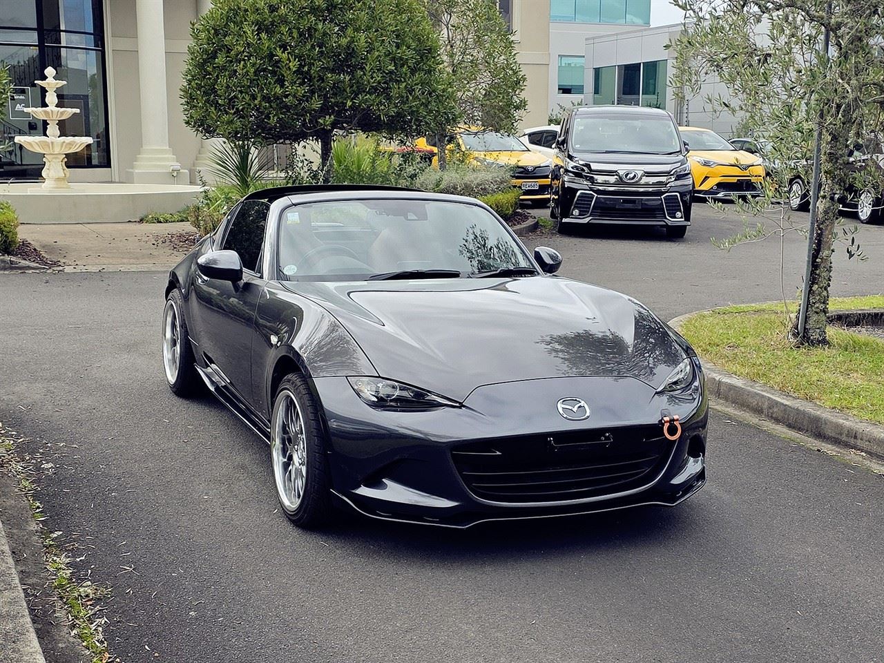 Vehicle image 1