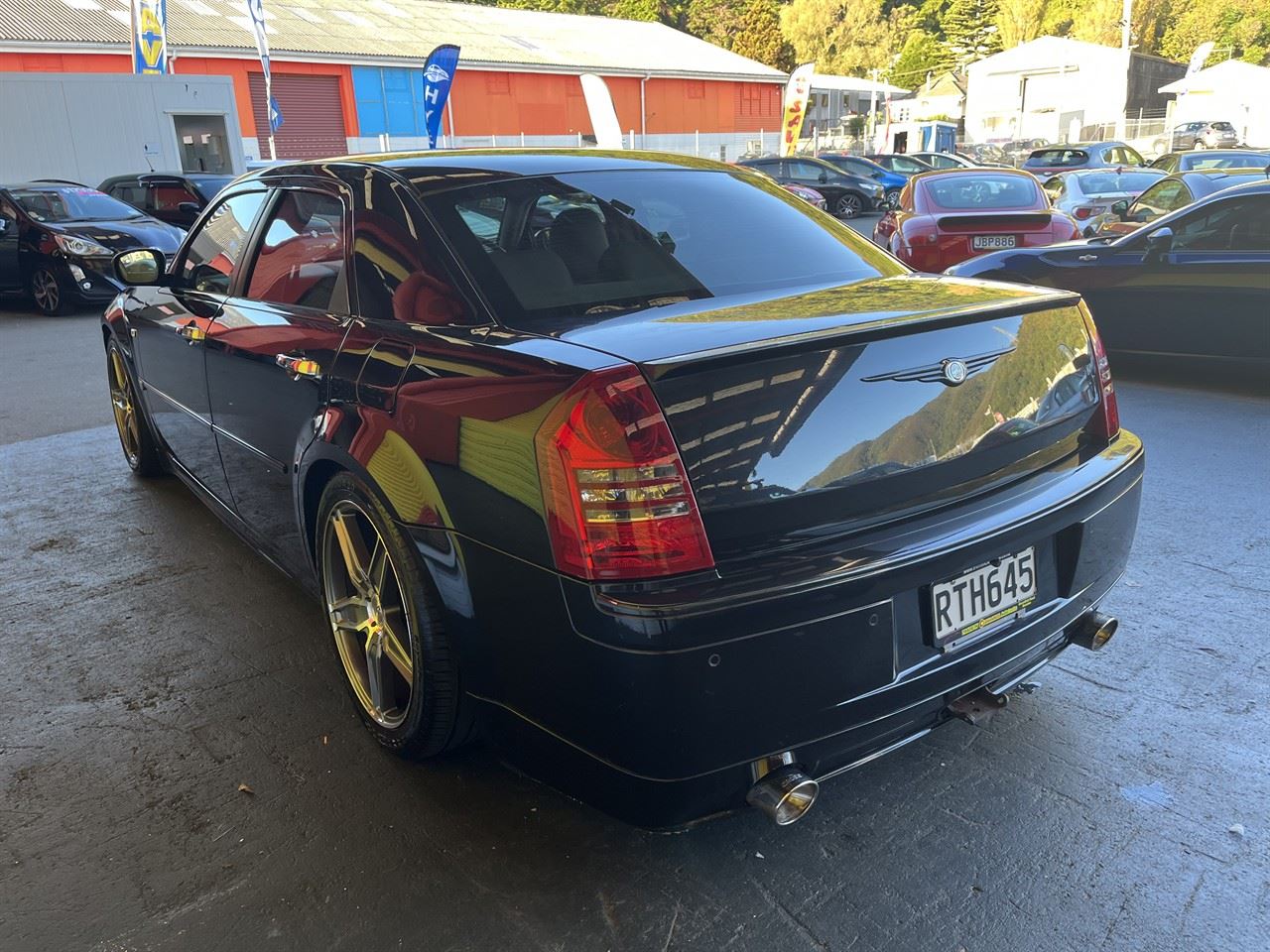 Vehicle image 4