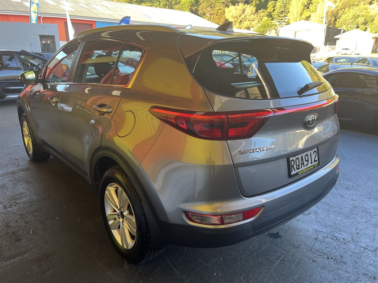Vehicle image 4