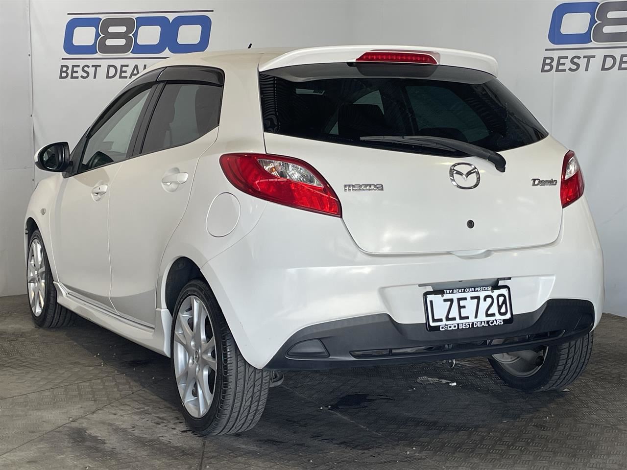 Vehicle image 4
