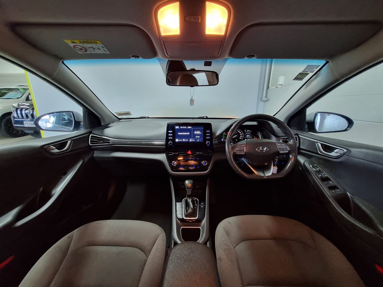 Vehicle image 3