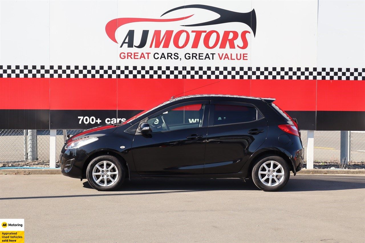 Vehicle image 5