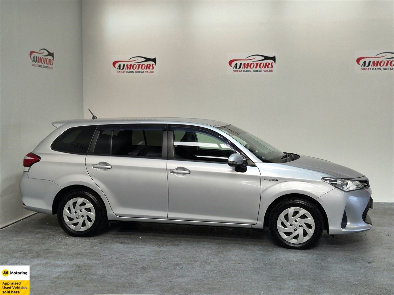 Vehicle image 3