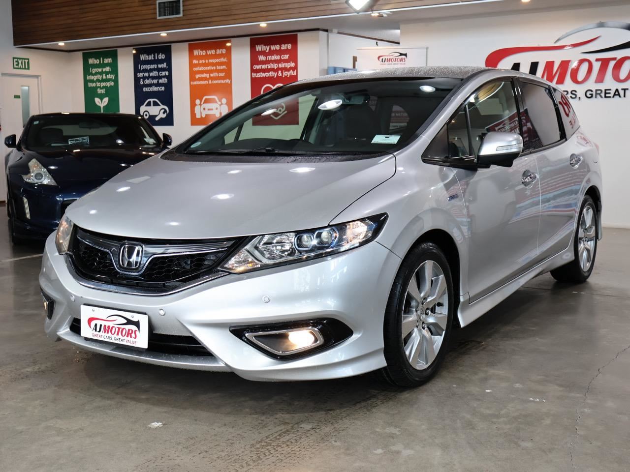 Vehicle image 3