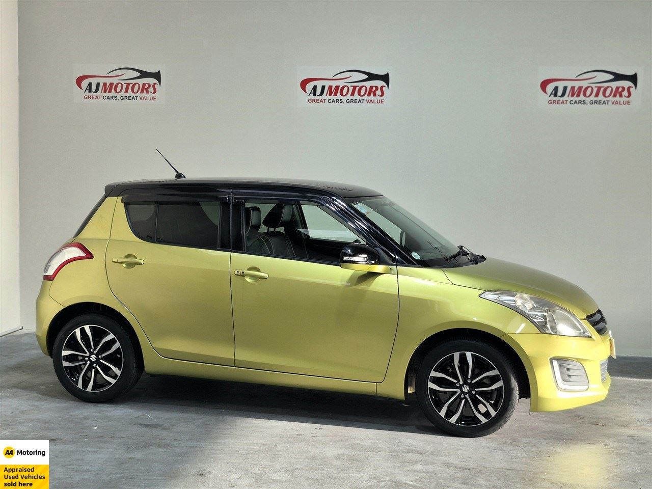 Vehicle image 3