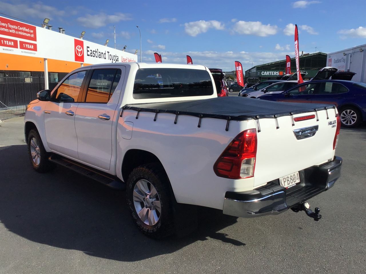 Vehicle image 5