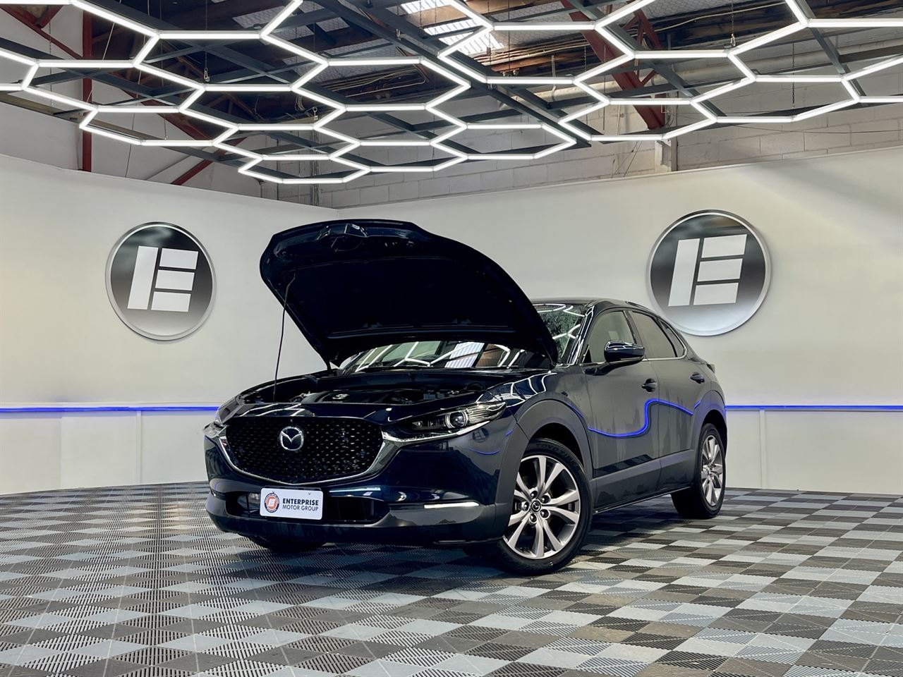Vehicle image 3