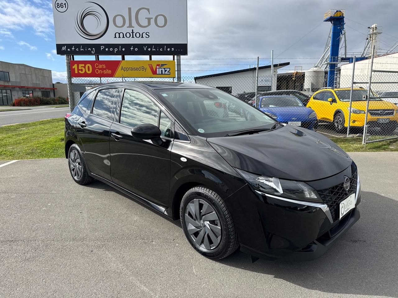 Vehicle image 2