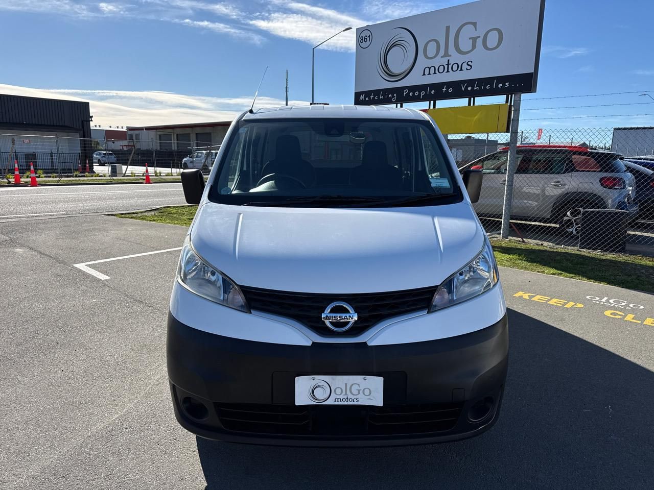 Vehicle image 3
