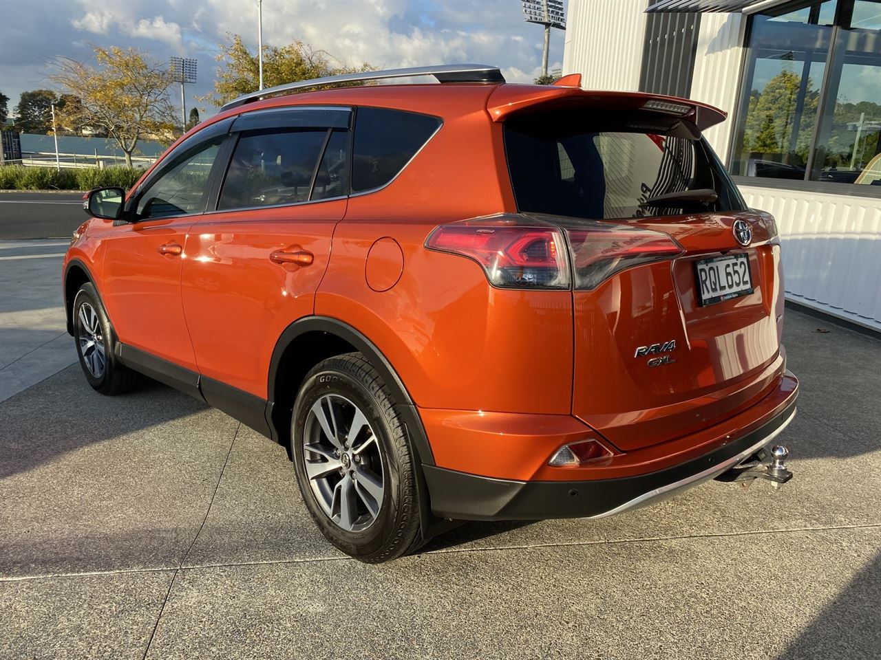 Vehicle image 3