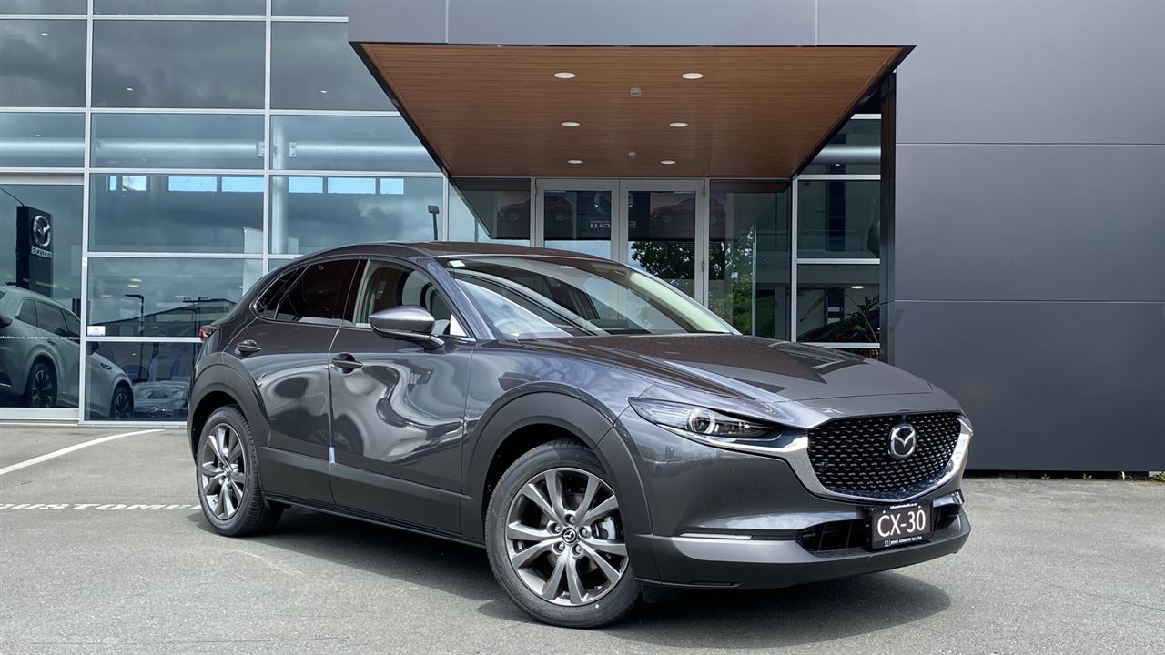Vehicle image 3