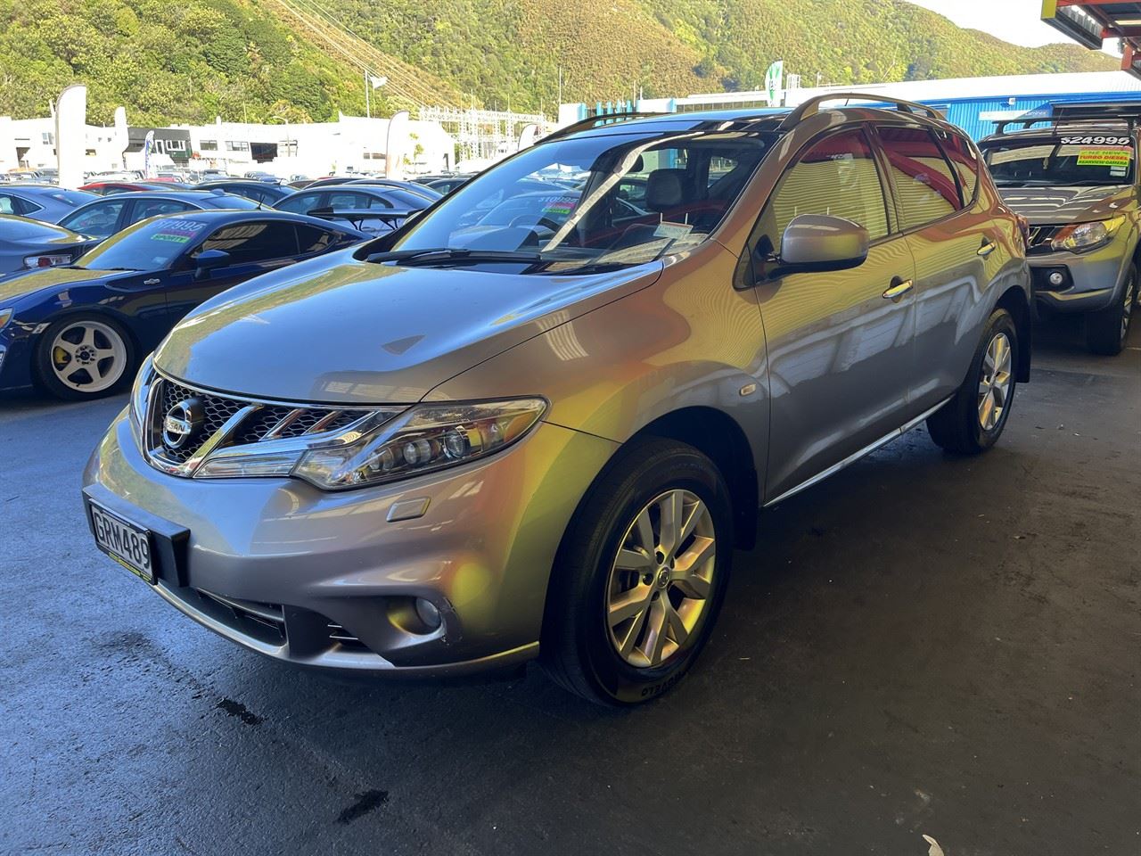 Vehicle image 3