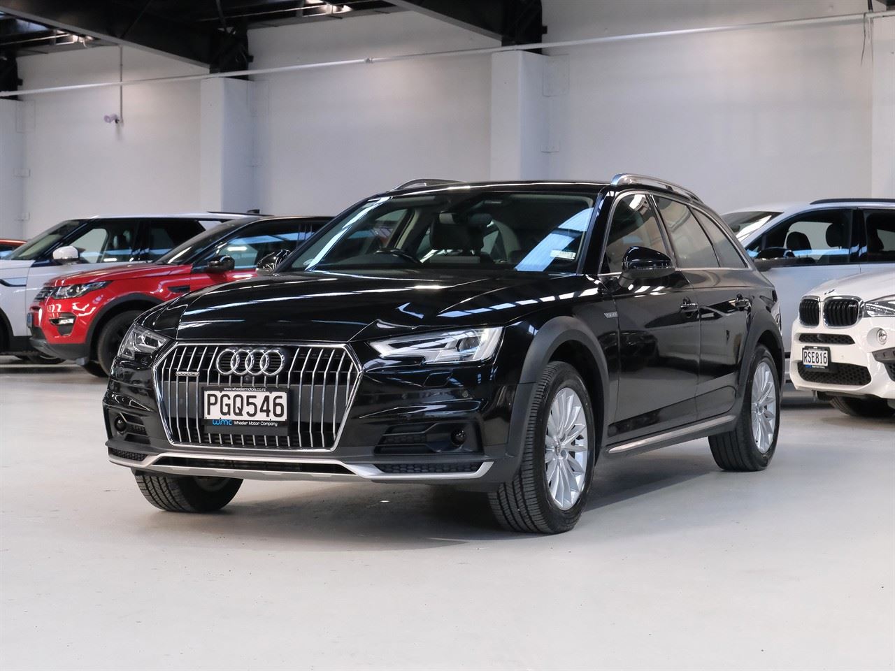 Vehicle image 4