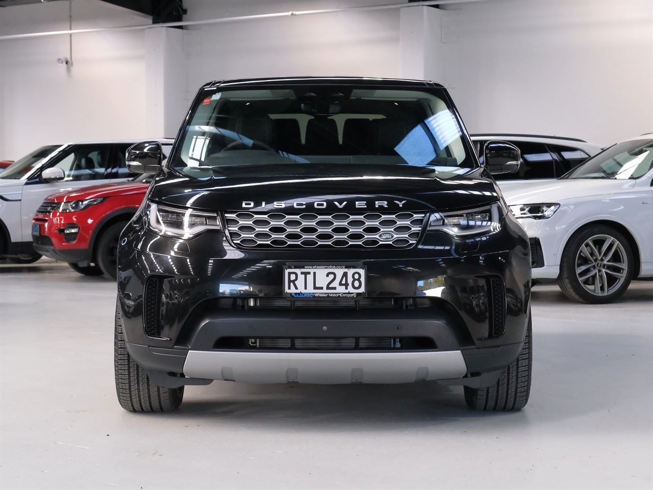 Vehicle image 3