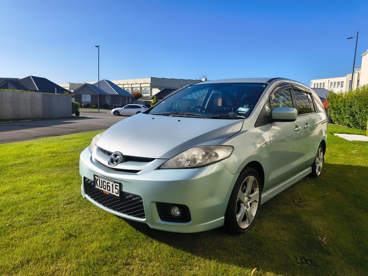 Vehicle image 3