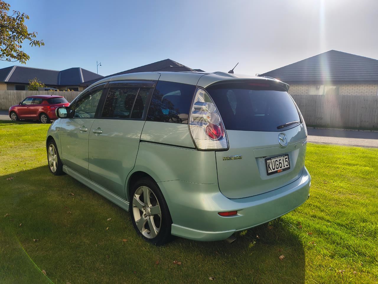 Vehicle image 5