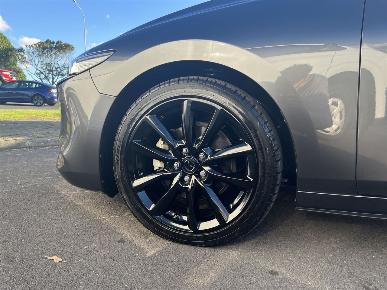 Vehicle image 3